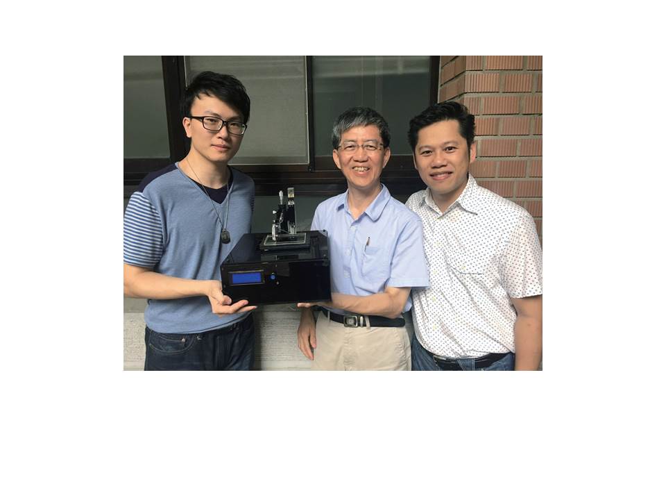 A Novel Western Blotting Device using Thin-Film Direct Coating with Suction (TDCS) Originally Invented at NTU